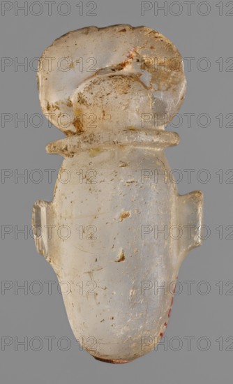 Amulet - heart with a sun disc;, sun disc iconography; protective amulet and grave good; Late