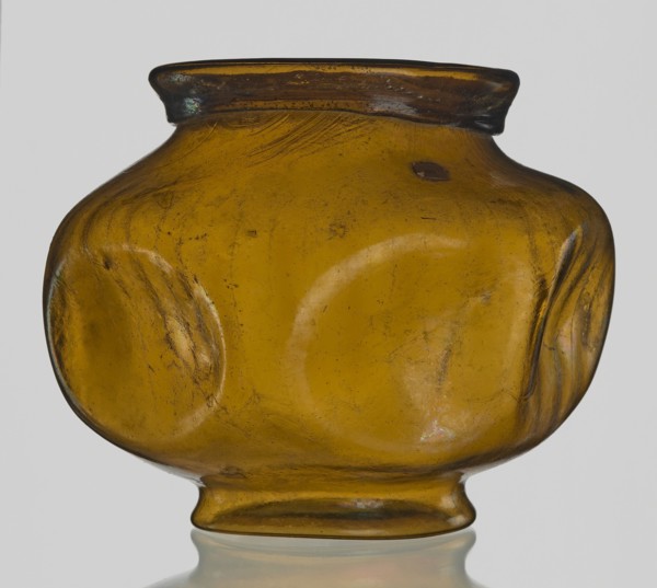 Vessel, Goluchów Greater Poland Voivodeship, vessel, height 10.2 cm, width 13.2 cm, An