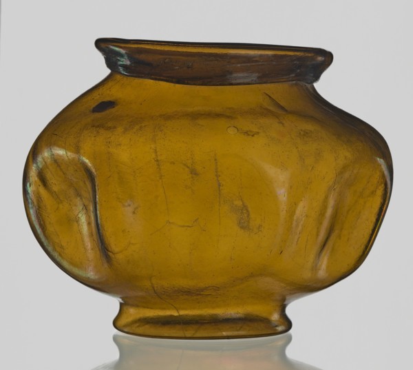 Vessel, Goluchów Greater Poland Voivodeship place of origin, vessel, height 10.2 cm, width 13.2 cm,