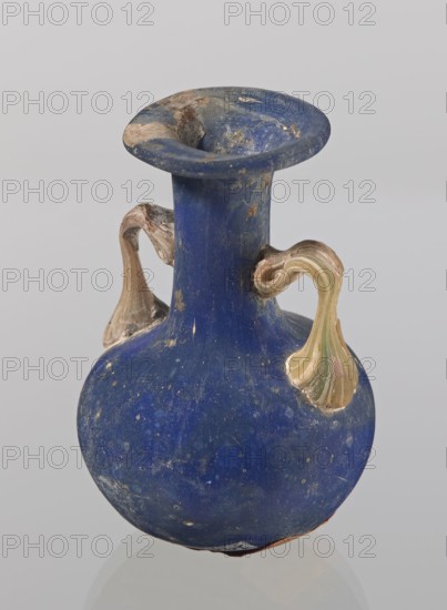 Amphora, bulging belly with a rounded bottom, long cylindrical neck with a thick ring-shaped rim;