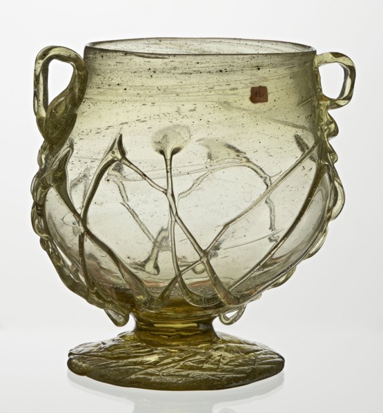 Skyphos, Deep bowl with wide foot and two small vertical handles. Surface decorated with a zigzag
