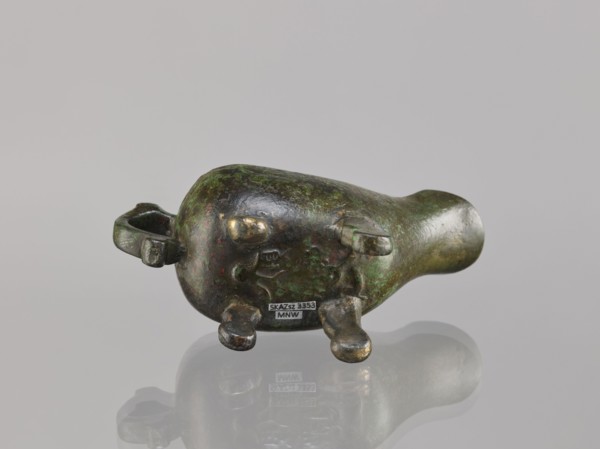 Yi-type vessel, Chinese culture, Chinese art, ceremonial ritual vessel, Qing dynasty 1644–1911,