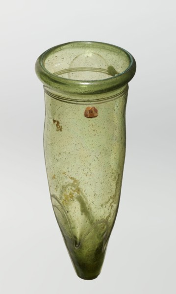 Lamp oil container, deposit provenance, Islamic art, Arabic culture, glass oil lamp, cream enamel