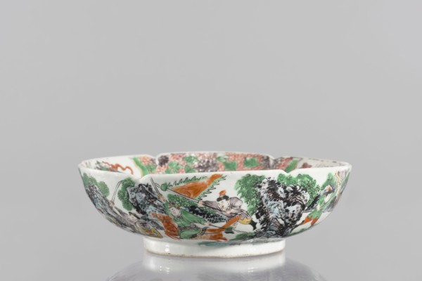 Bowl, porcelain body with white transparent glaze; decoration painted with overglaze enamel paints