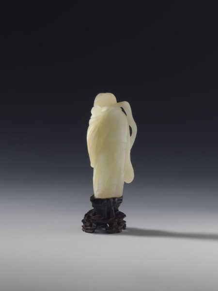Monk with a rosary around his neck, unknown sculptor, figurine, monk subject, Chinese, Qing dynasty