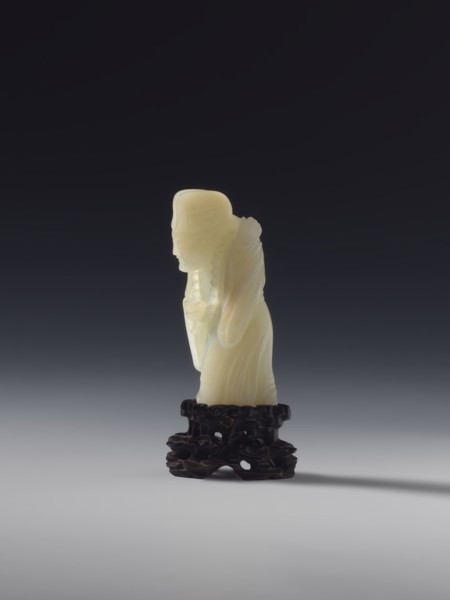 Monk with a rosary around his neck; unknown sculptor; figurine; Chinese; Qing dynasty 1644–1911;