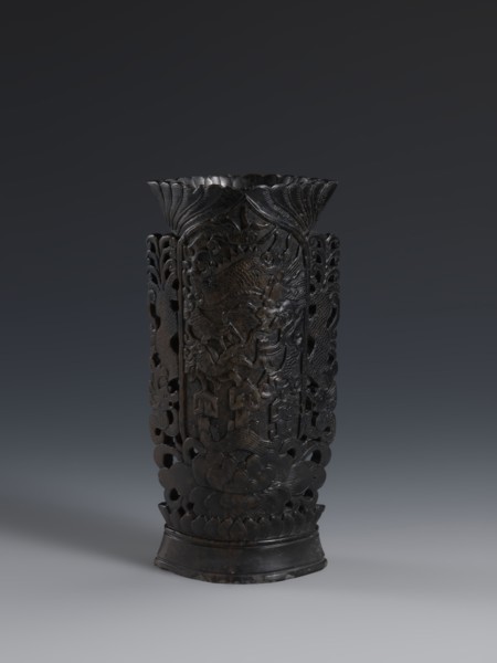 Vase, gift; Chinese, Qing dynasty 1644–1911; dark soapstone vase with bas-relief and openwork in