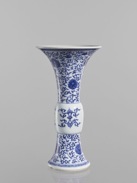 Gu-type vase, ; blue-and-white porcelain, Qing dynasty 1644–1911, early 19th century, China; motif: