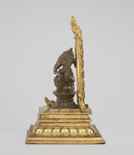 Ganesha, unknown sculptor. 19th century, India. Sculpture height 26.0 cm, width 17.5 cm. The deity