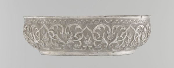 Bowl, Islamic art, Turkish, Ottoman dynasty 1299–1922, geometric motifs and plant ornament, tugra