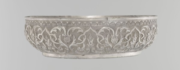 Bowl, Islamic art, Turkish culture, Ottoman dynasty 1299–1922, geometric motifs, plant ornament,