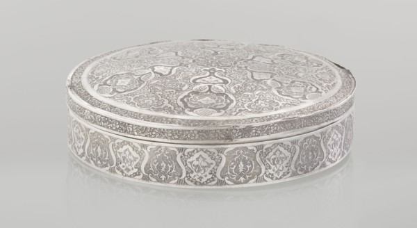 Lidded box, Islamic art, Persian, Qajar dynasty 1785–1925, geometric and floral motifs, plant