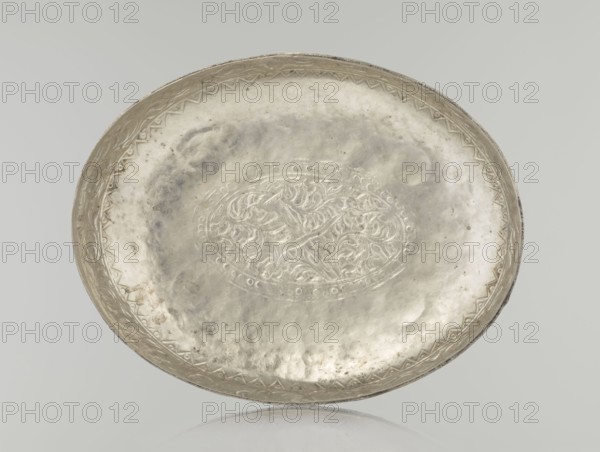 Box with lid, Islamic art, Turkish, Ottoman dynasty 1299–1922, 19th century. Decorated with plant