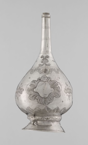 Bottle for spraying water soaked in perfumes; creator, Islamic art; vessels with plant and floral