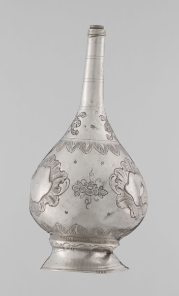 Bottle for spraying water soaked in perfumes, Islamic art; vessel with plant and floral ornament;