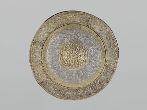 Mirror frame, 19th century, possibly Turkey or Iran. Metal; weight 685 g, diameter 25.5 cm, height