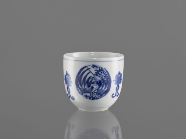 Bowl, ceramics, decorated with three phoenix images and stylized lotus flowers, floral ornaments,