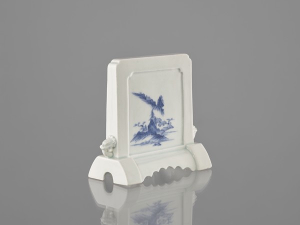 Decorative screen, ceramics; blue-and-white porcelain; Chinese, Qing dynasty 1644–1911; 19th