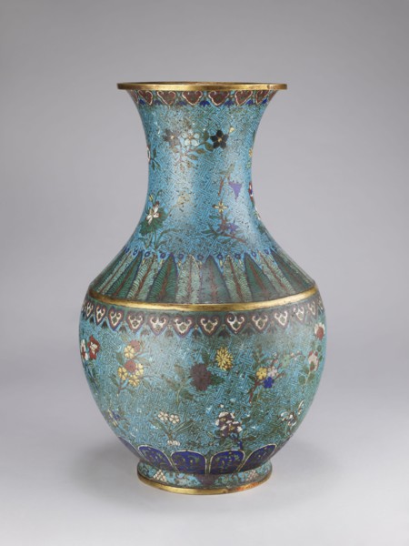 Vase, Qing style, Chinese culture, Chinese art, Qing 1644–1911; 18th/19th century, China. Porcelain