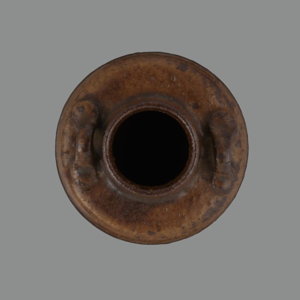 Tea canister chaire of the mimitsuki type. Brown container with two handles and a lid in a navy
