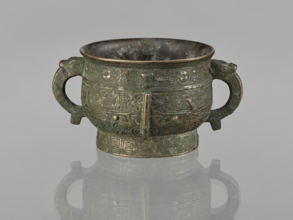 Gui incense burner, Chinese, ceremonial ritual vessel gui, 19th century Qing 1644–1911, taotie and