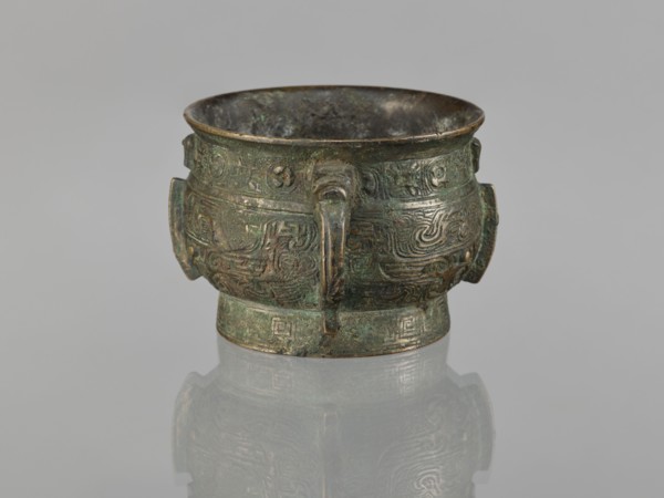 Gui incense burner, Chinese, ceremonial vessel with taotie and meander ornament, leiwen ornament,