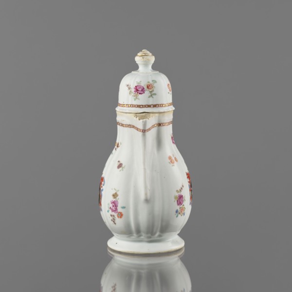 Jug with a lid, ceramics with enamel paints, Canton China, Qing style, Chinese export colored