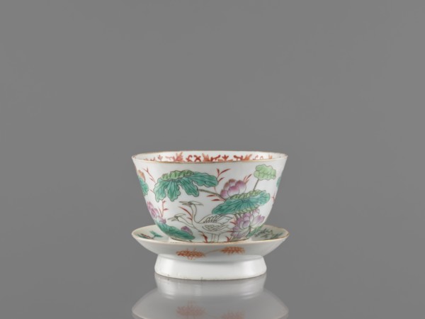 Bowl with stand, ceramics. Colored porcelain bowl decorated with lotuses; stand decorated inside