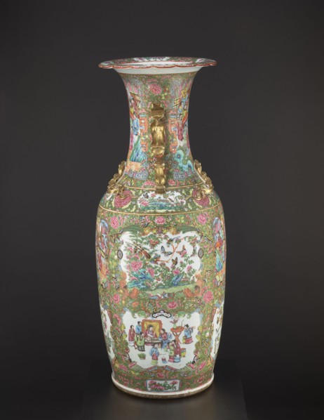 Vase, Chinese, 19th century, China; colored porcelain vessel decorated with figurative court