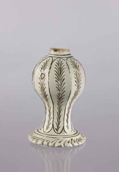 Bottle, Abdullazad Mirza Baba fl. ante 1939, Islamic art, Persian culture, Qajar dynasty 1785–1925,