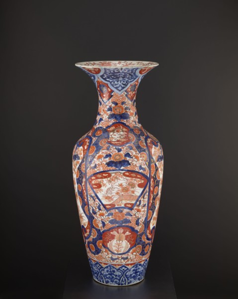 Vase, Japanese, Meiji period ca. 1870–1880, Arita. Colored porcelain Imari, decorated with plant