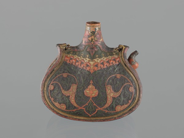 Waterskin matara, Turkish, Ottoman dynasty 1299–1922, 2nd half of the 16th century. Kidney-shaped