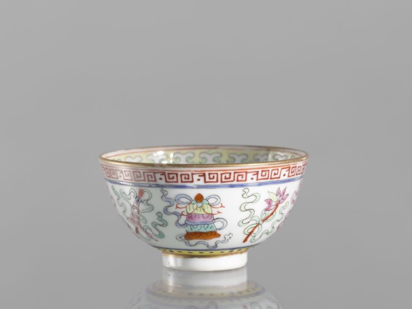 Bowl, Qing dynasty 1644–1911, 19th century, China. Colored porcelain bowl on a foot, height 3.6 cm,