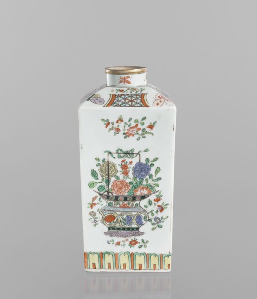 Bottle, vessel, Chinese, 18th century, porcelain; decorated on each side with a basket of peonies,