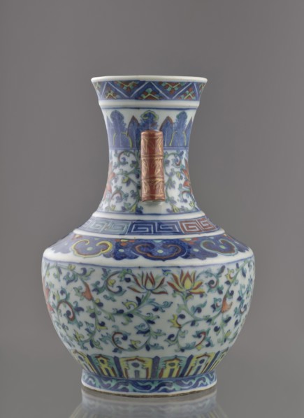 Vase with threads in the shape of bamboo twigs; maker, Chinese, Qing dynasty, Qianlong period