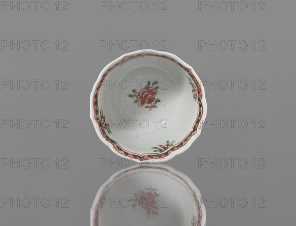 Bowl, ceramic vessel with colorful decorations in Kangxi style, decorated with floral motifs, plum