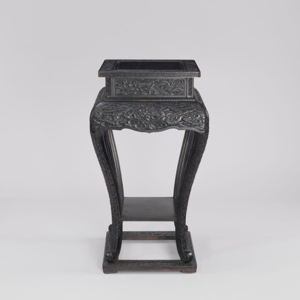 Table, phoenixes and dragons iconography, Chinese art, Chinese culture, Qing 1644–1911, 19th