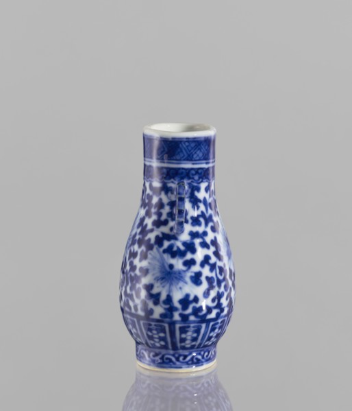 Hu-type vase, ceramics, blue and white porcelain, Chinese art, hu vessel, lotus tendril ornament,