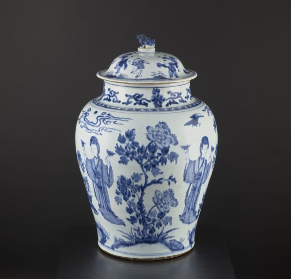 Pot with a cover, Chinese, Qing dynasty 1644–1911, 18th century. Blue-and-white porcelain storage
