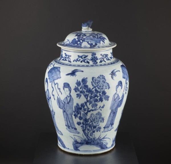 Pot with a cover, Chinese, Qing dynasty 1644–1911, 18th century. Blue-and-white porcelain storage
