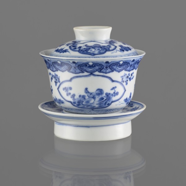 Bowl on a base with a lid;, Ceramic, blue-and-white porcelain, 19th century, South China, China.