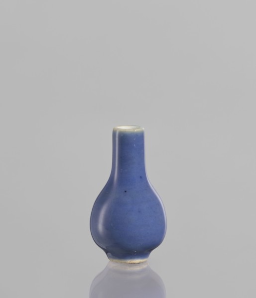 Bottle, Chinese culture, Chinese ceramics, poudre bleu, 19th century, China, vessel, height 5.3 cm,
