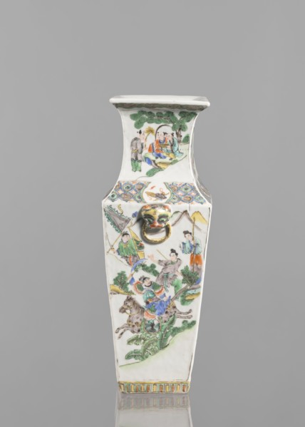 Vase, Chinese, 18th century, painted colored porcelain, height 31.2 cm, width 11.0 cm; figurative