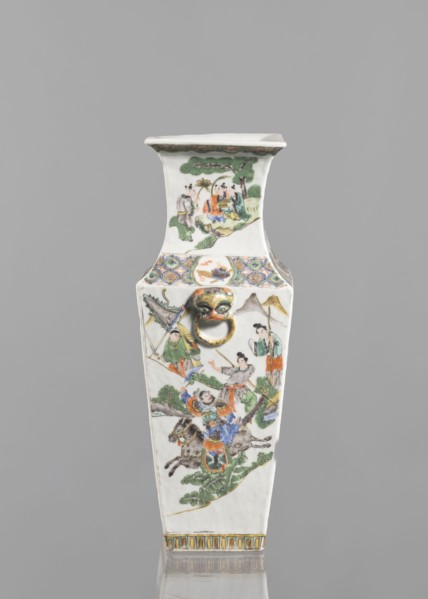 Vase, Chinese, 18th century, colored porcelain, figurative genre and battle scenes, vessel, height