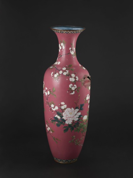 Vase, cloisonné enamel, late 19th century Meiji period, Japan. Long narrow neck flaring at the