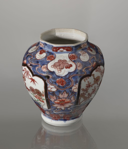 Vase with cover, Japanese, Edo period 1603–1868, 18th century; ceramics Imari; decorated with
