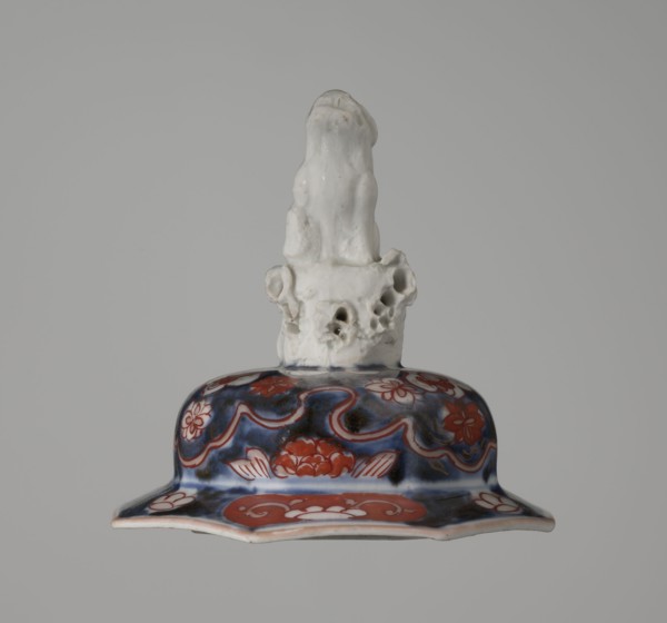 Vase with cover, Japanese, Edo period 18th century, imari ceramics depicting flowers, tree,