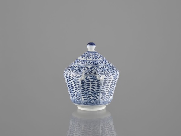 Sugar bowl with lid, ceramics, sugar bowl, Chinese art, Chinese culture, lid, 20th century, China,