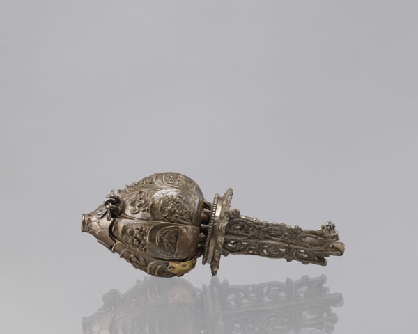 Lotus flower with Buddhist deities, 19th century, Nepal; bronze cult object depicting a lotus