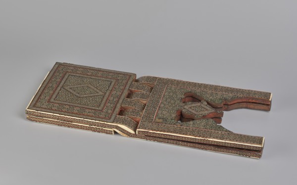 Quran lectern rahla, Islamic art, Persian art, Qajar dynasty 1785–1925, geometric ornament, stands,